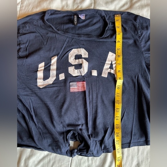 L/G - H&M Divided Top - Picture 3 of 4